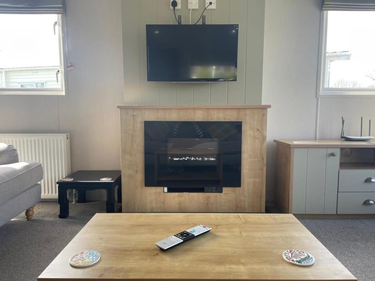 42 Woodland Walk Pevensey Bay Holiday Park Sleeps 6 Exterior photo