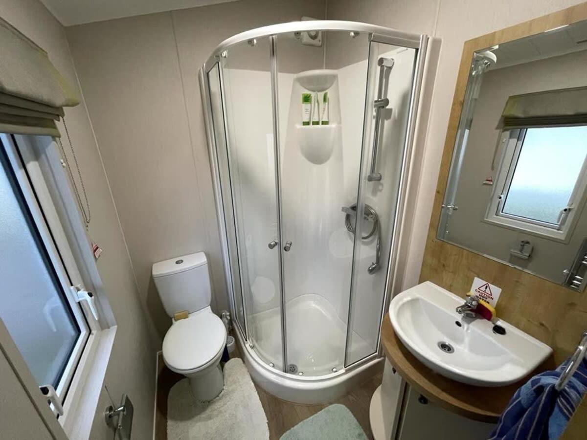 42 Woodland Walk Pevensey Bay Holiday Park Sleeps 6 Exterior photo